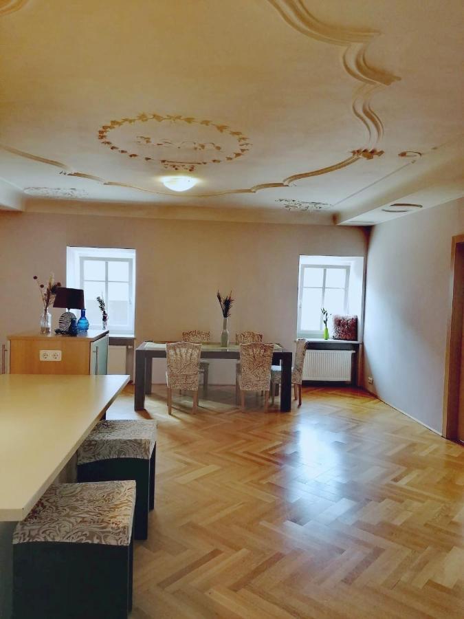 Taferne In Koestendorf - Ferienwohnung Monteurzimmer Ноймаркт ам Валерзее Екстериор снимка