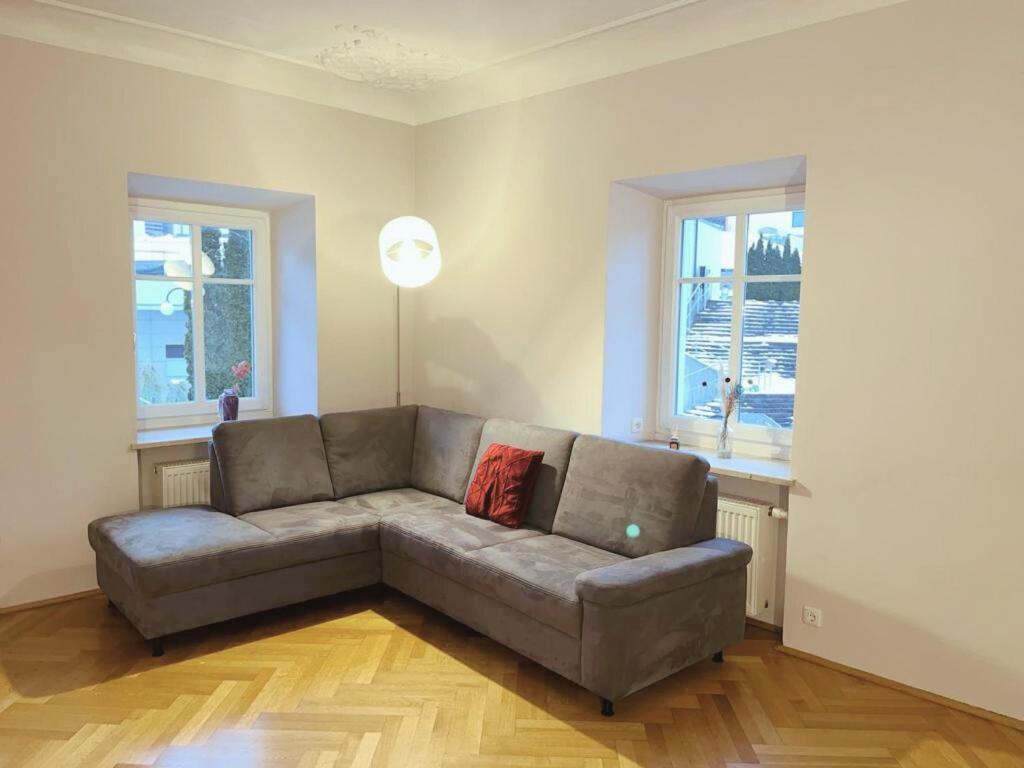 Taferne In Koestendorf - Ferienwohnung Monteurzimmer Ноймаркт ам Валерзее Екстериор снимка